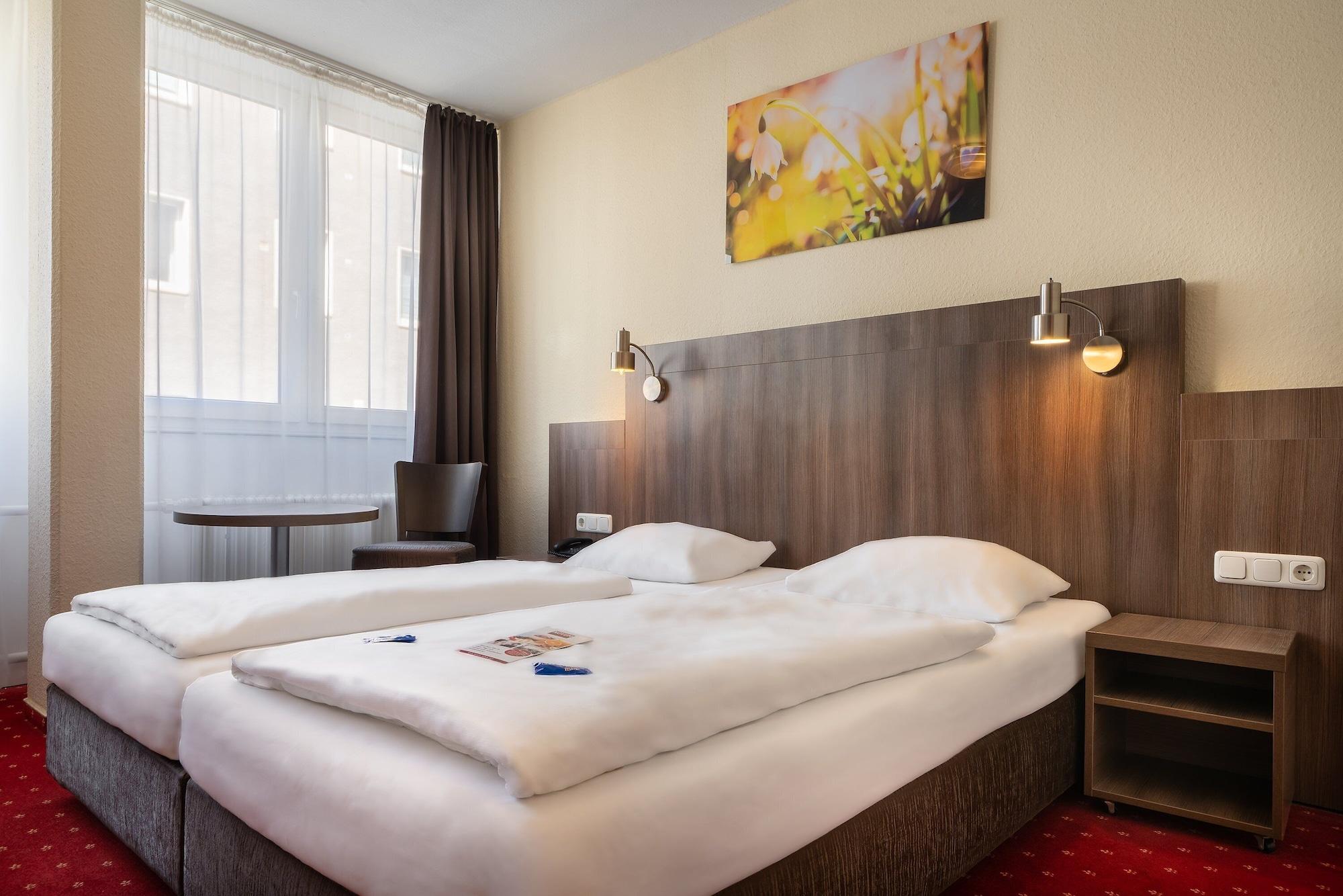 Hotel Leonet Cologne Luaran gambar
