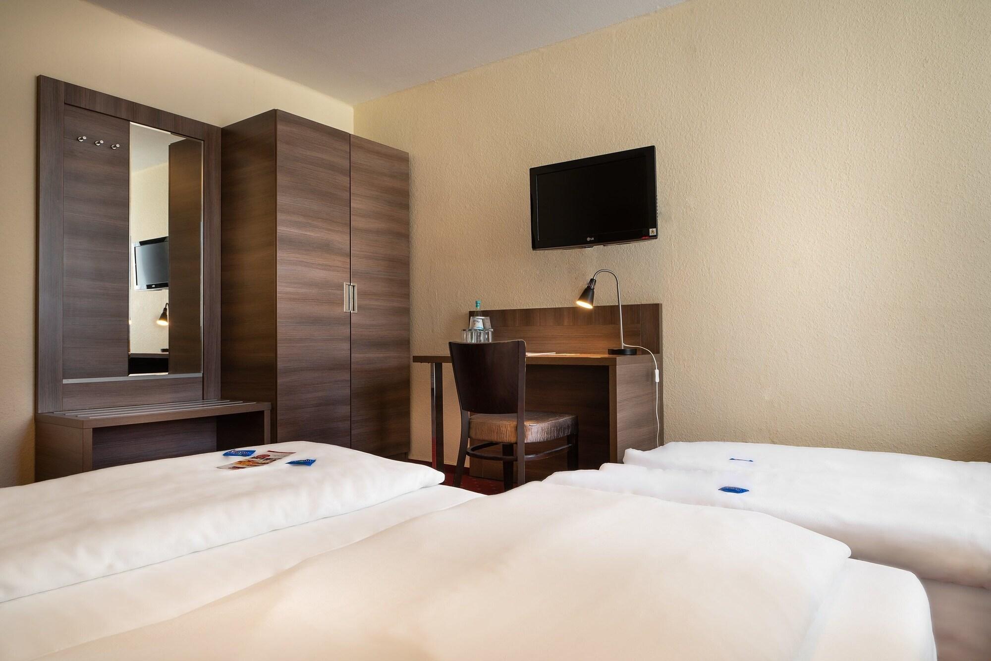 Hotel Leonet Cologne Luaran gambar