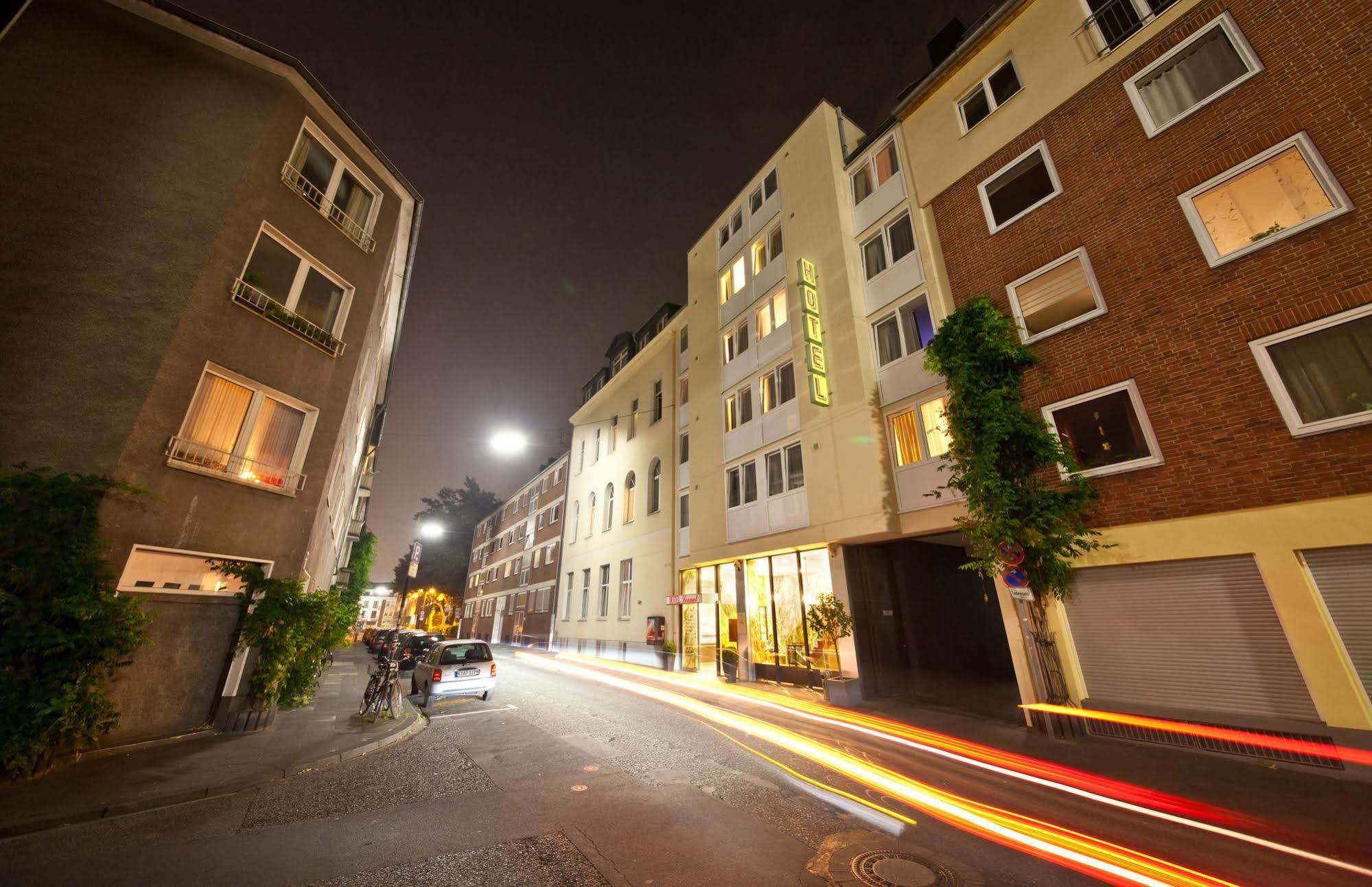 Hotel Leonet Cologne Luaran gambar